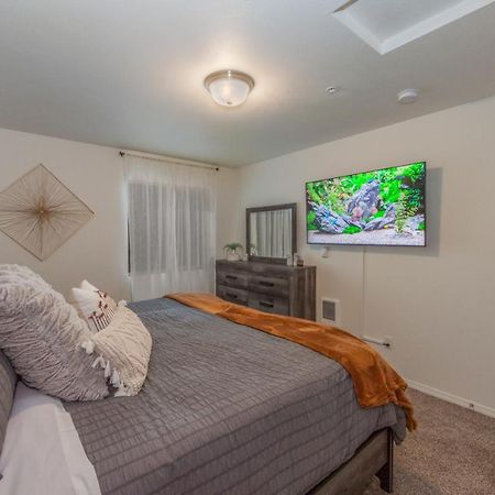 Modern And Stylish King Bed Wifi Free Parking Apartment Spokane Valley Ngoại thất bức ảnh